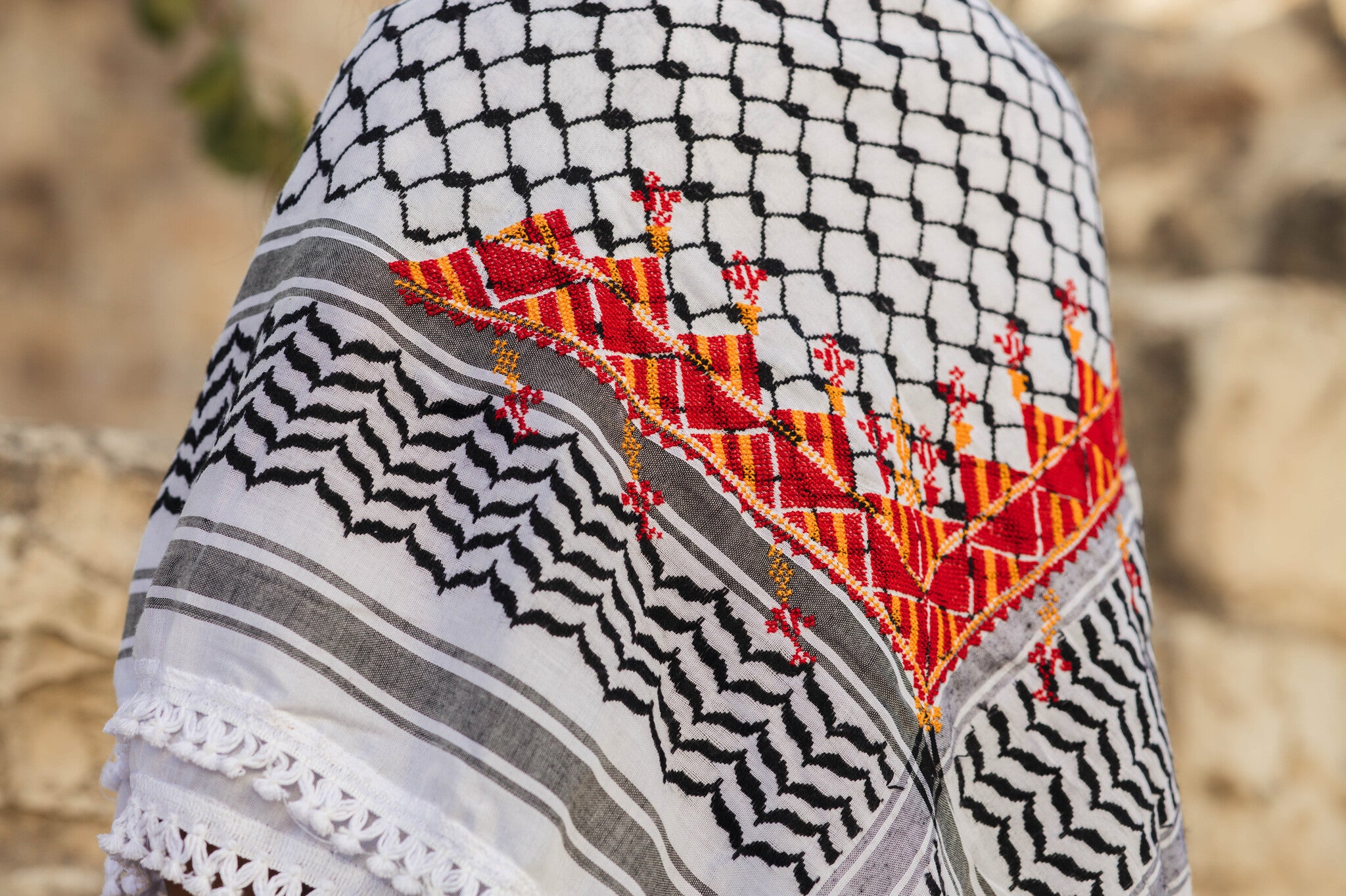 Handmade Tatreez Kuffiyeh – قلادة غزة