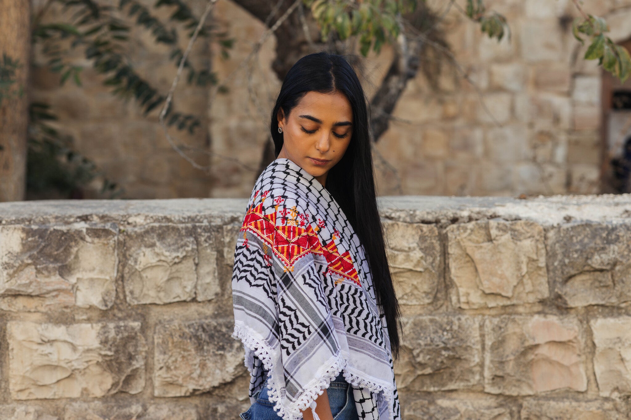 Handmade Tatreez Kuffiyeh – قلادة غزة