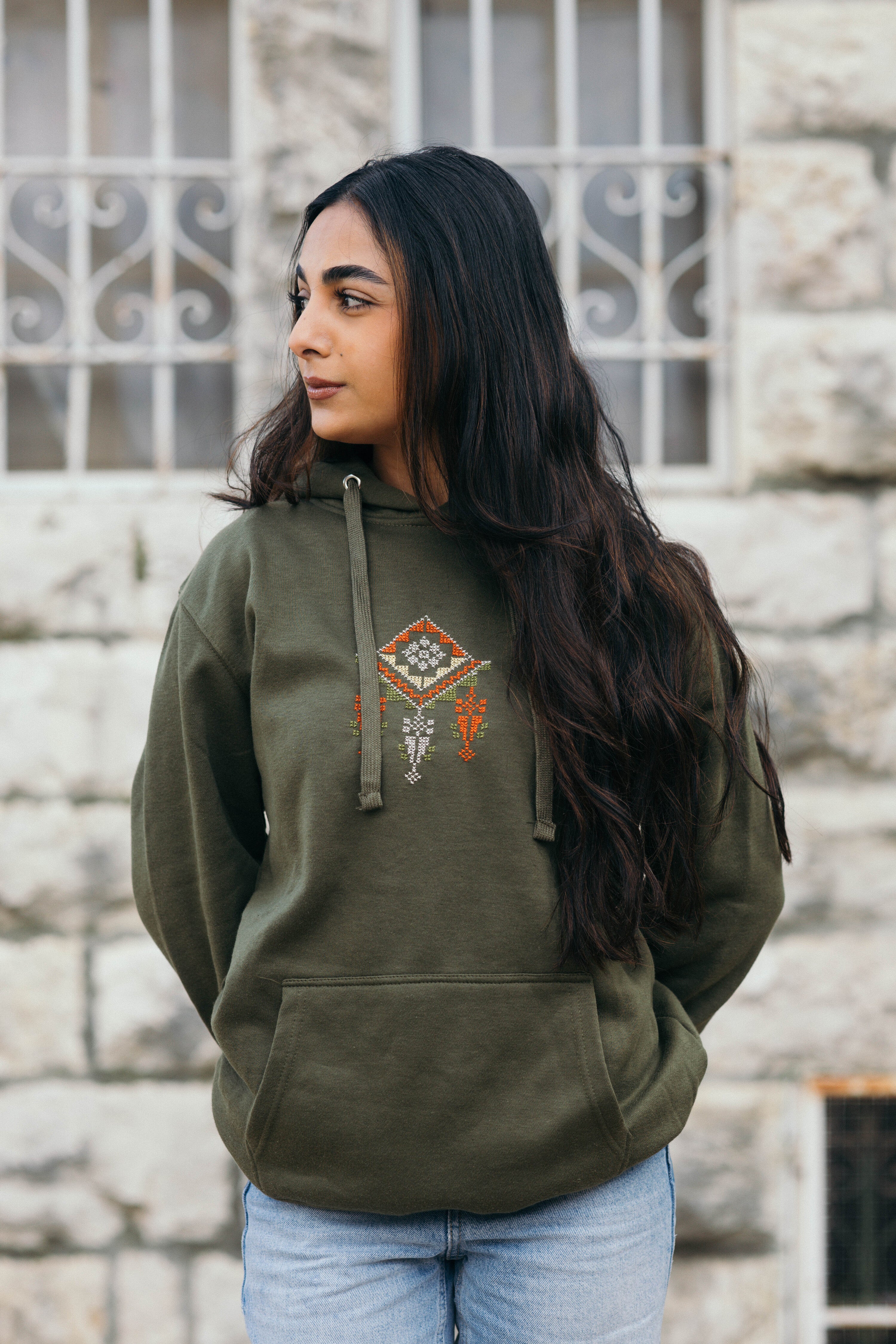 Tatreez Heritage Hoodie – Al-Hayat Pattern (Olive Green)