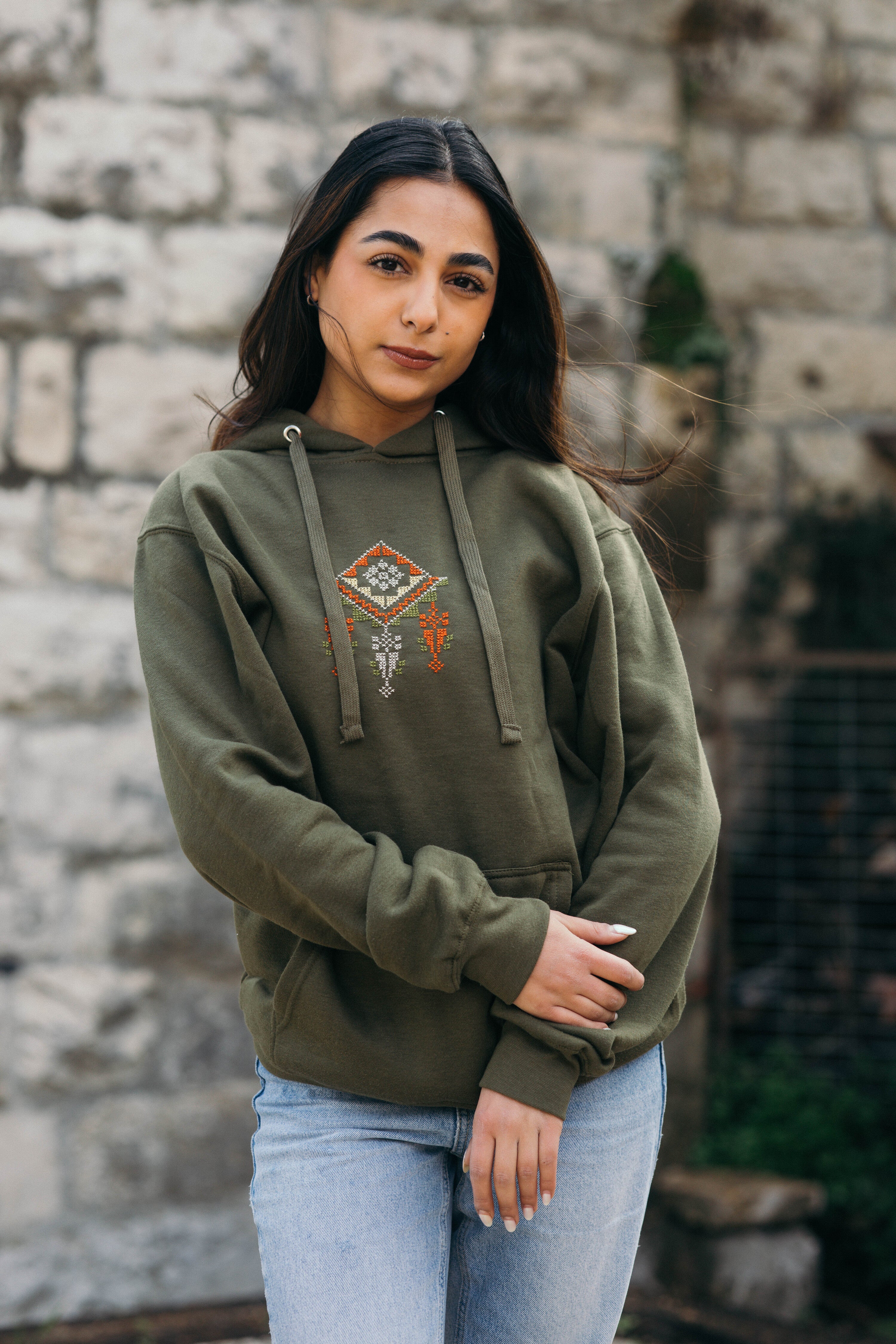 Tatreez Heritage Hoodie – Al-Hayat Pattern (Olive Green)