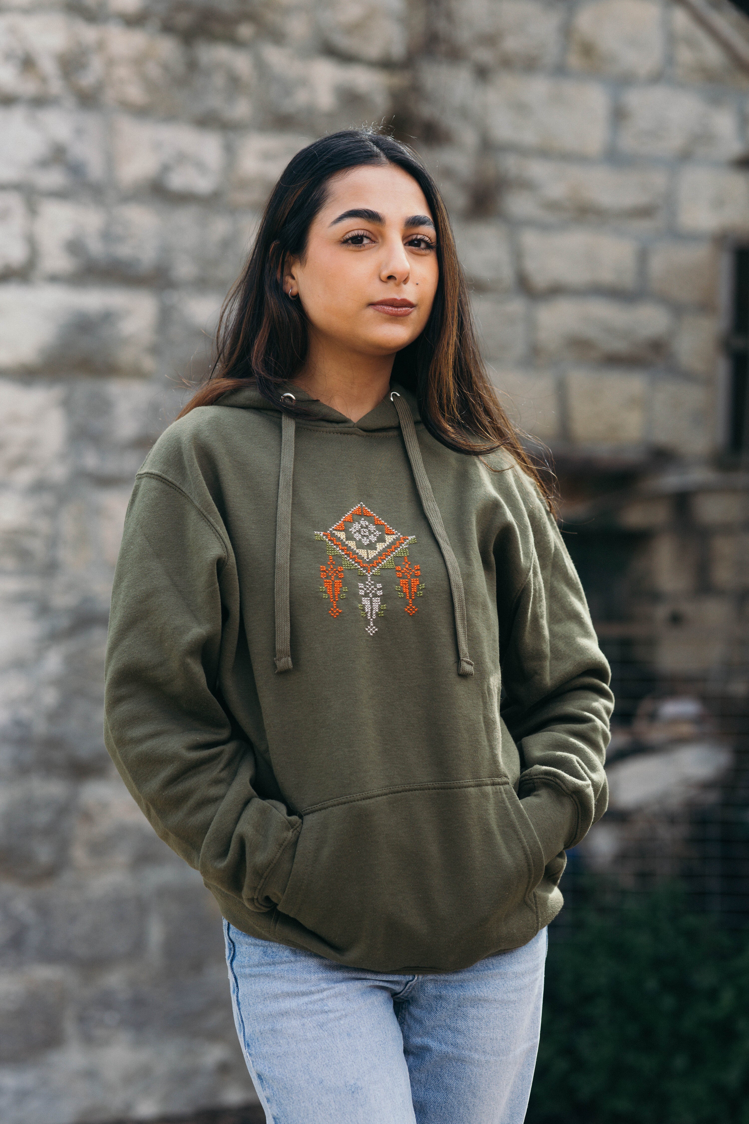 Tatreez Heritage Hoodie – Al-Hayat Pattern (Olive Green)