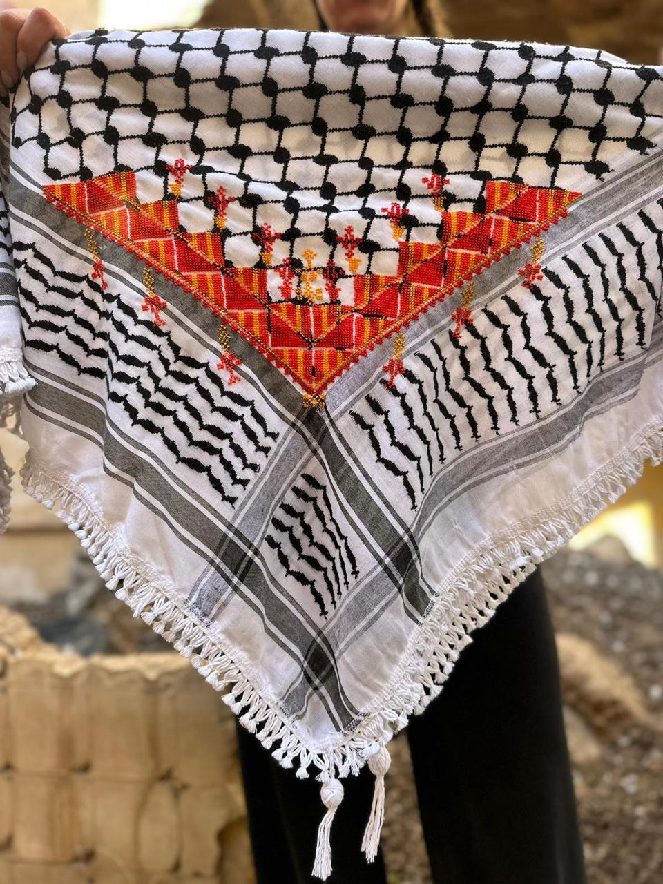 Handmade Tatreez Kuffiyeh – قلادة غزة